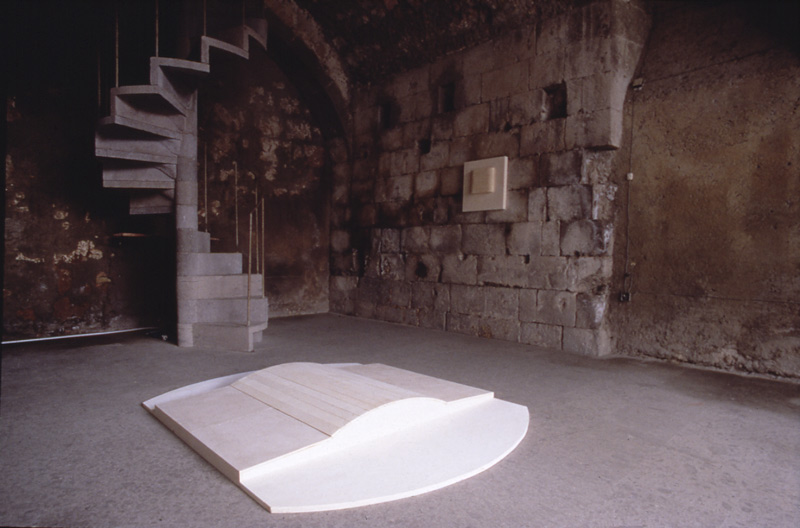 Installazione-presso-lo-spazio-San-Leonardo-Tuscania-1998  